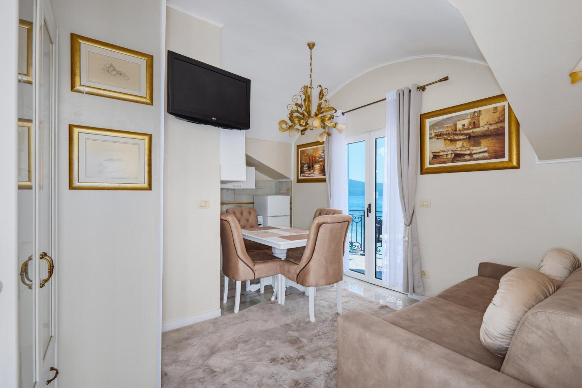 Apartment Villa Marija 蒂瓦特 外观 照片