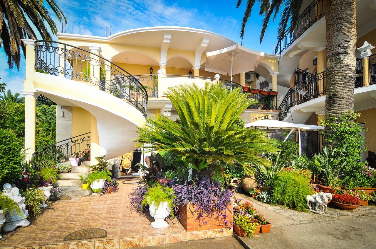 Apartment Villa Marija 蒂瓦特 外观 照片